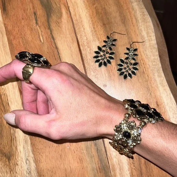 Costume jewelry set black gold & crystal rhinestone one size fits all adjustable - Picture 10 of 16